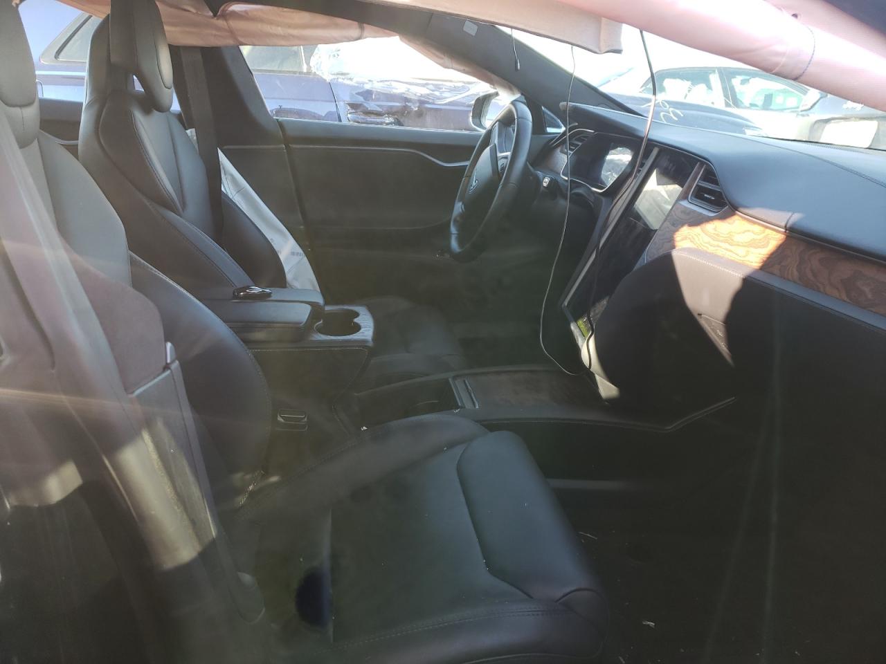 Photo 5 from auction – 2018 TESLA MODEL S with VIN 5YJSA1E26JF297817