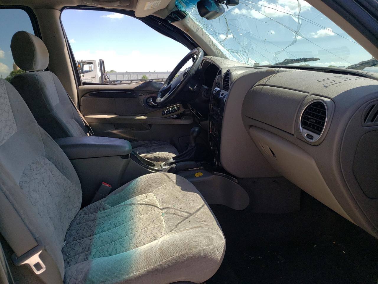 Photo 5 from auction – 2002 GMC ENVOY with VIN 1GKDS13S822508761