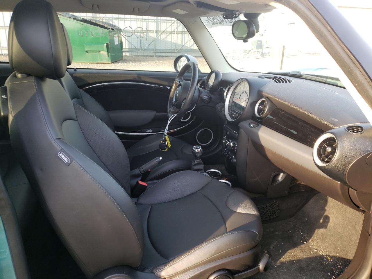 Photo 5 from auction – 2012 MINI COOPER S with VIN WMWSV3C53CTY26487
