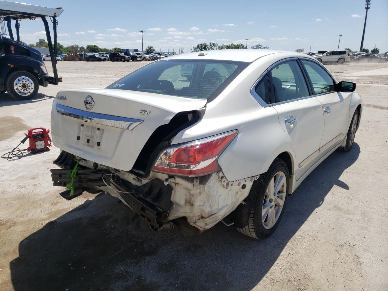 Photo 4 from auction – 2015 NISSAN ALTIMA 2.5 with VIN 1N4AL3AP5FC180825