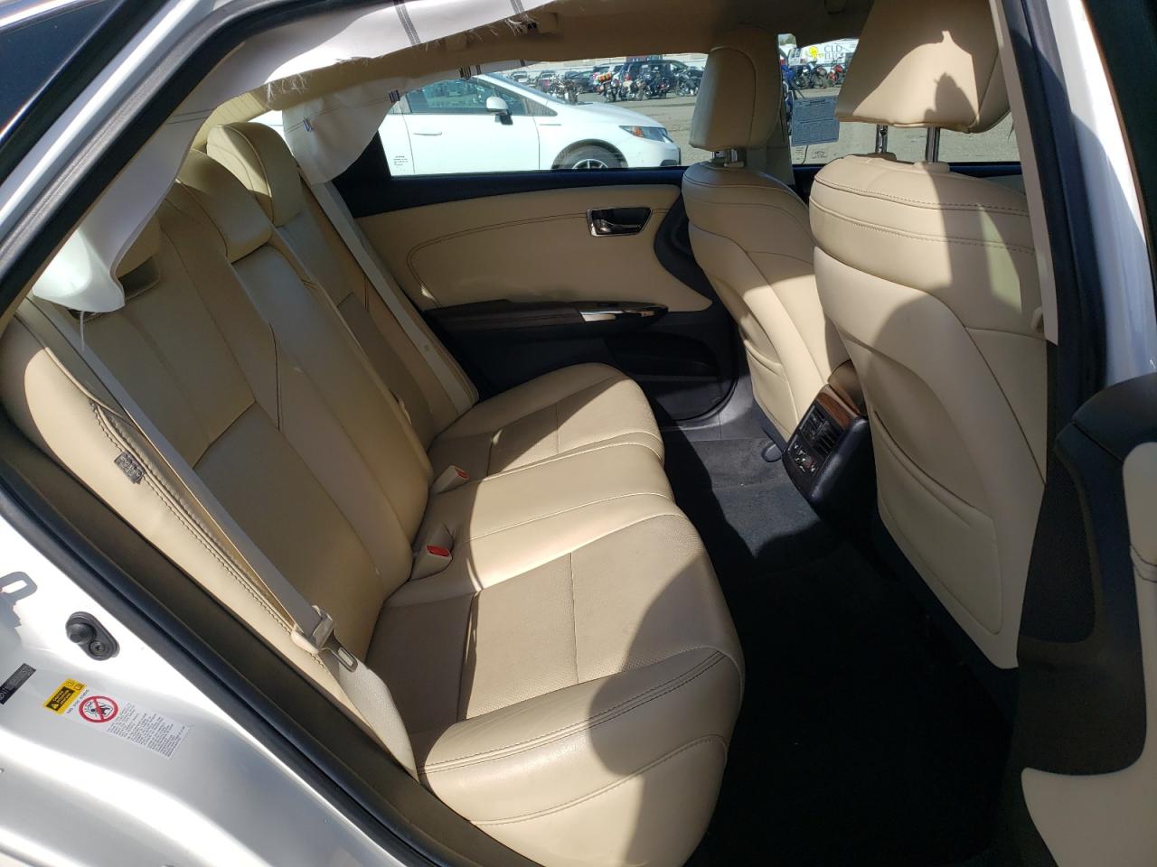 Photo 6 from auction – 2014 TOYOTA AVALON HYB with VIN 4T1BD1EB5EU025775