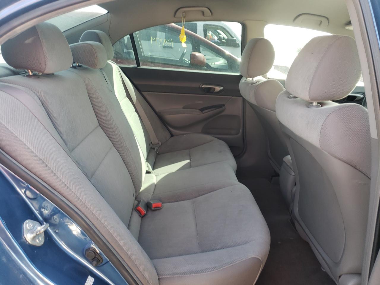 Photo 6 from auction – 2011 HONDA CIVIC LX with VIN 2HGFA1F52BH508308