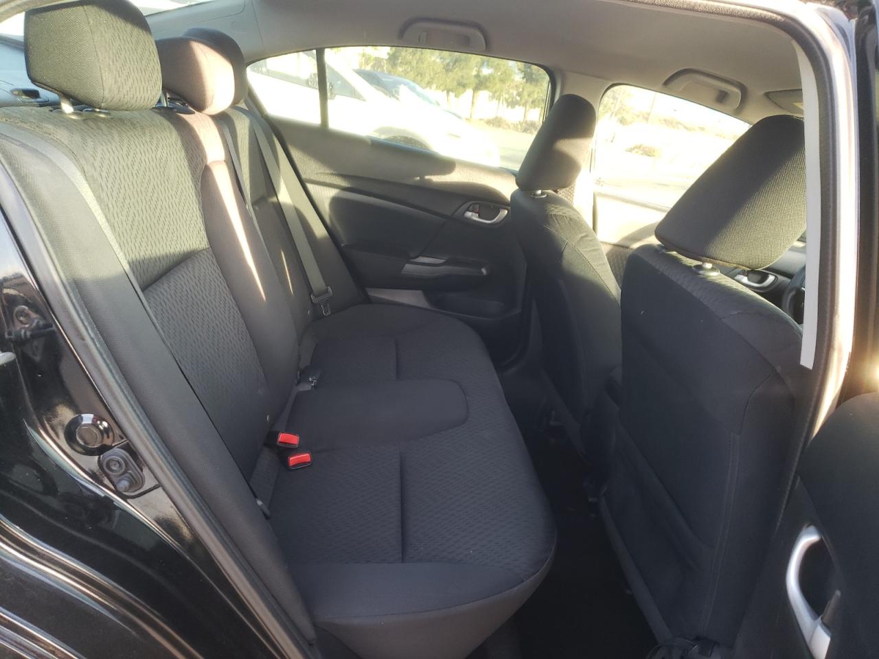 Photo 6 from auction – 2014 HONDA CIVIC LX with VIN 19XFB2F51EE218062