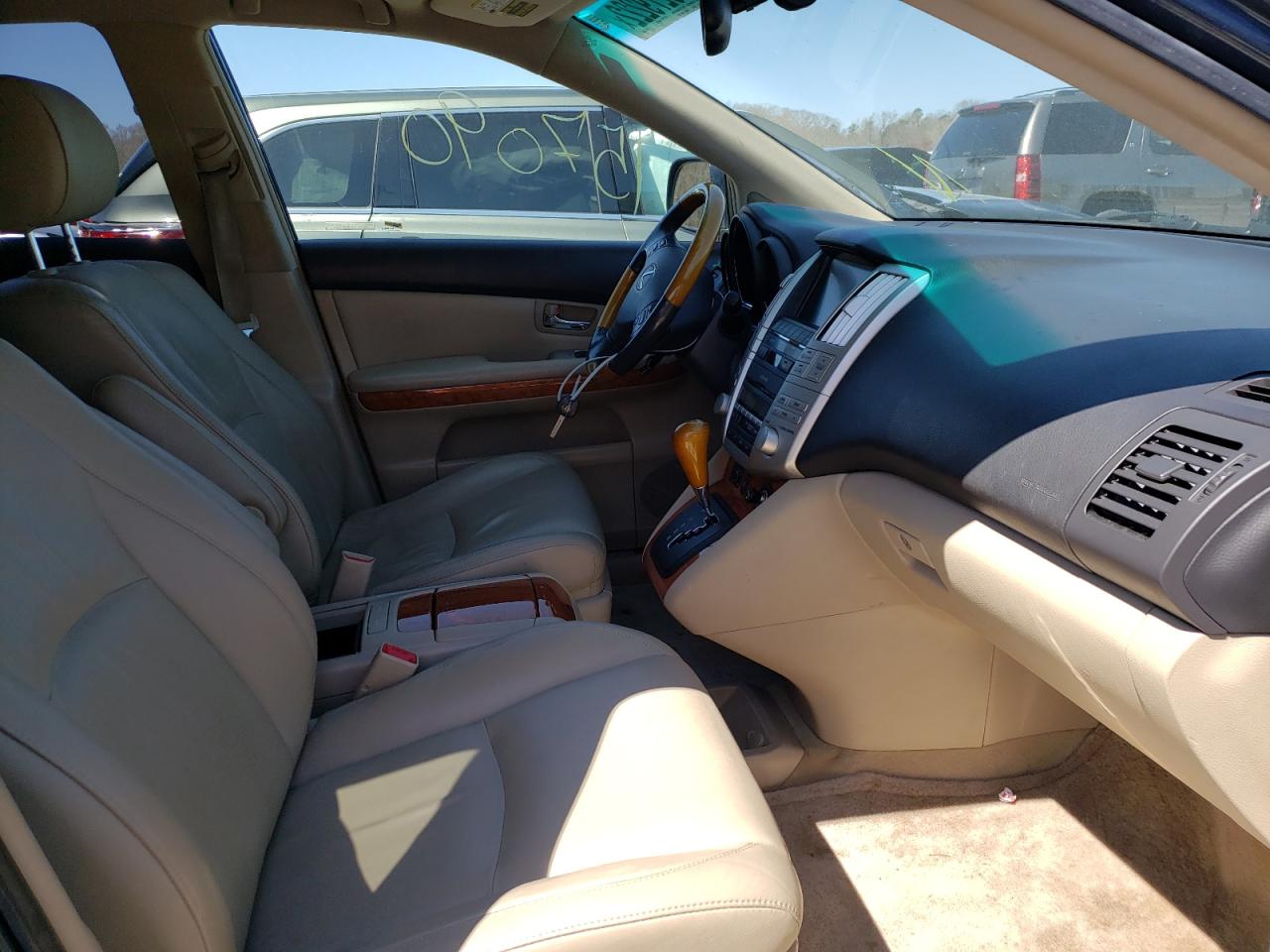 Photo 5 from auction – 2006 LEXUS RX 400 with VIN JTJHW31U560038009