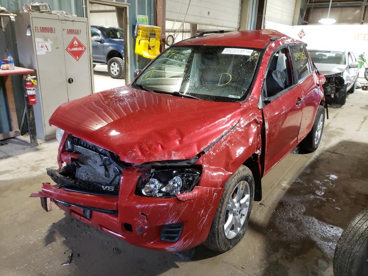 Photo 2 from auction – 2011 TOYOTA RAV4 with VIN 2T3BK4DV0BW062125