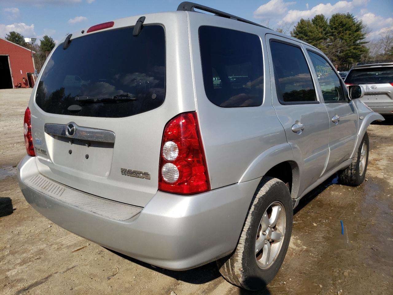 Photo 4 from auction – 2005 MAZDA TRIBUTE S with VIN 4F2YZ94145KM53131