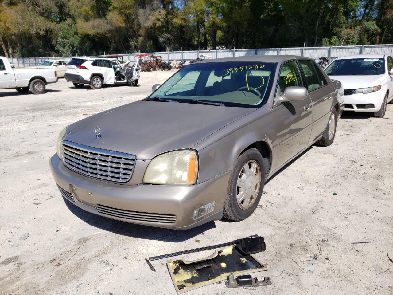 Photo 2 from auction – 2004 CADILLAC DEVILLE with VIN 1G6KD54YX4U104216