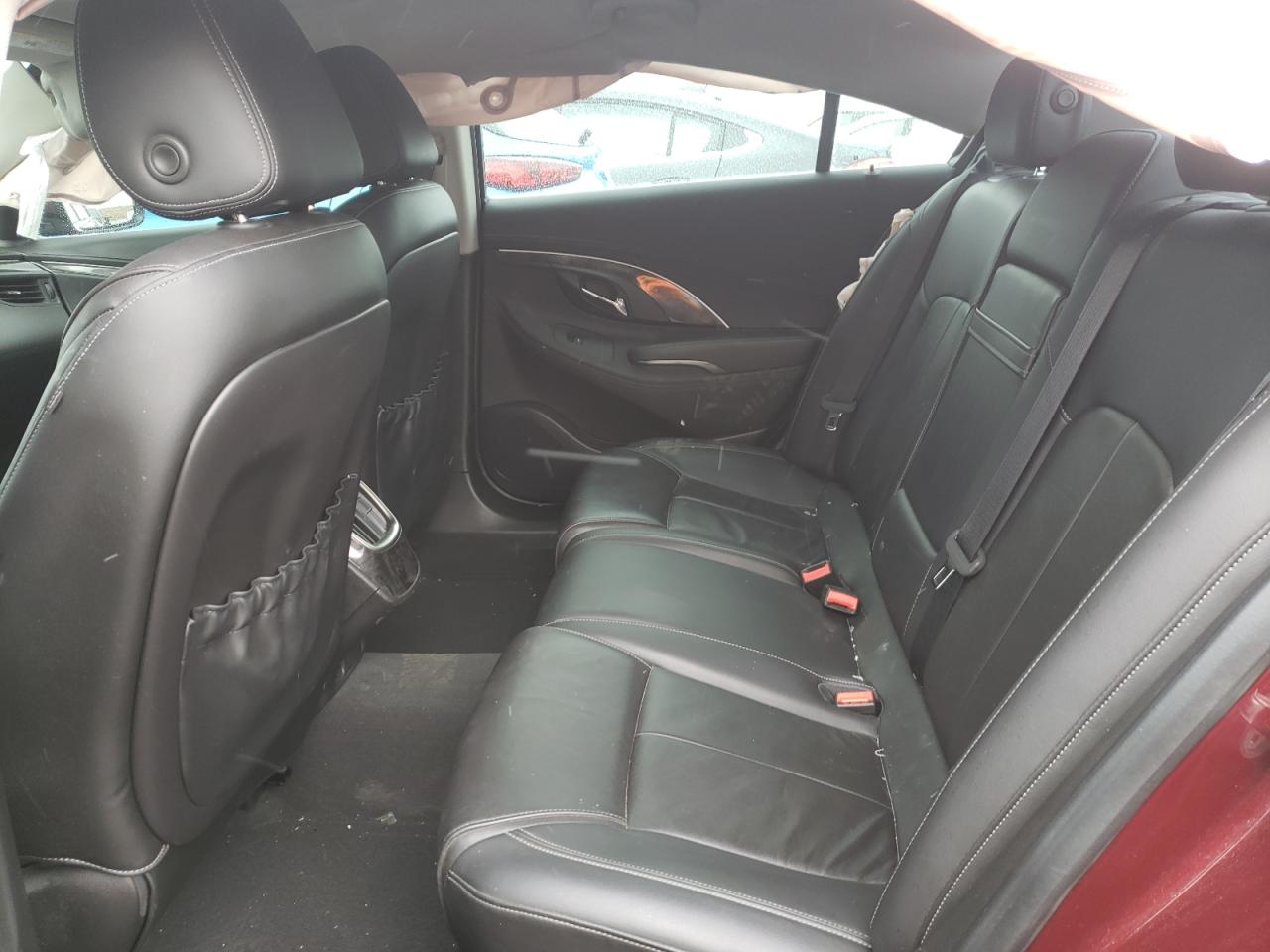 Photo 6 from auction – 2016 BUICK LACROSSE with VIN 1G4GB5G39GF122817