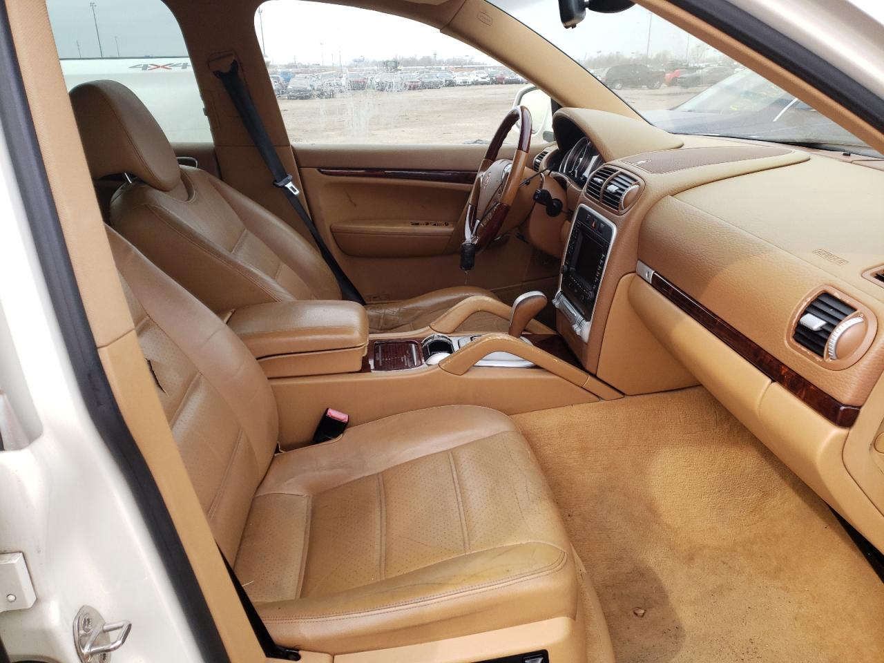 Photo 5 from auction – 2005 PORSCHE CAYENNE S with VIN WP1AB29P95LA62026