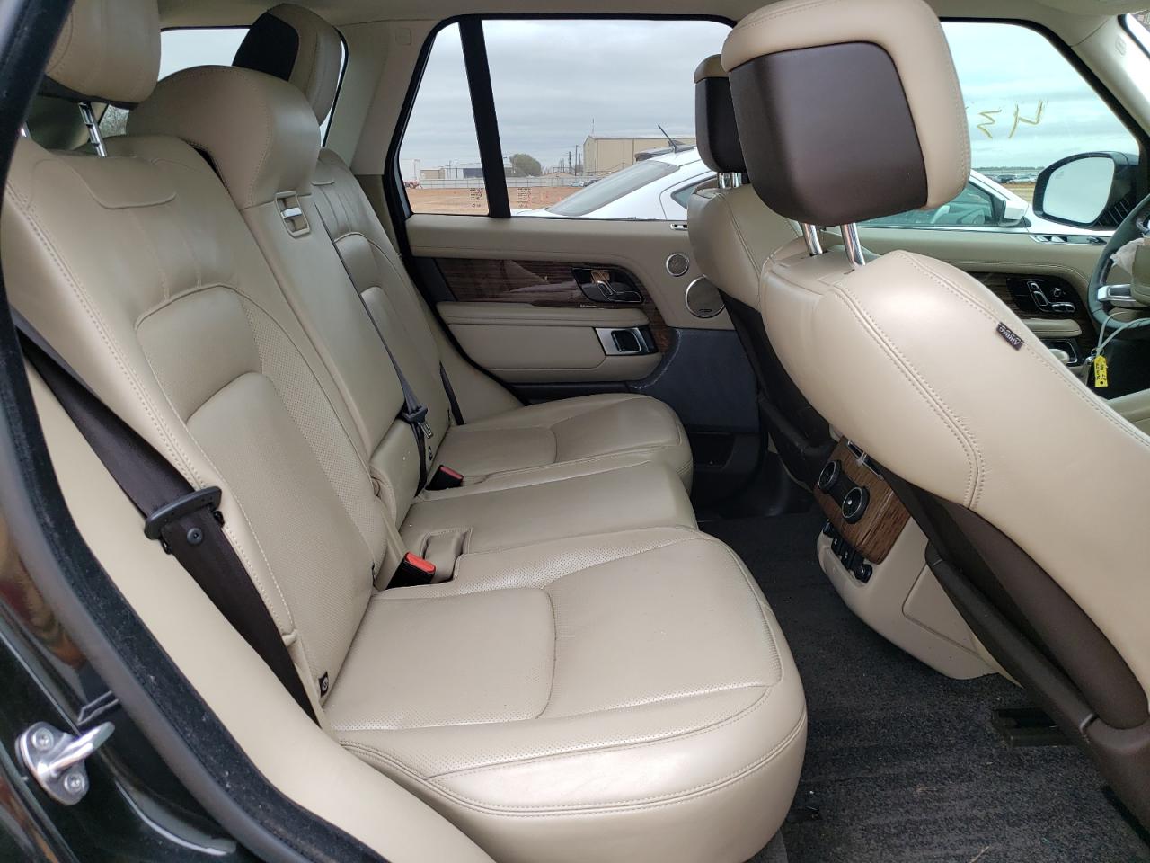 Photo 6 from auction – 2019 LAND ROVER RANGE ROVE with VIN SALGS2RE9KA523610