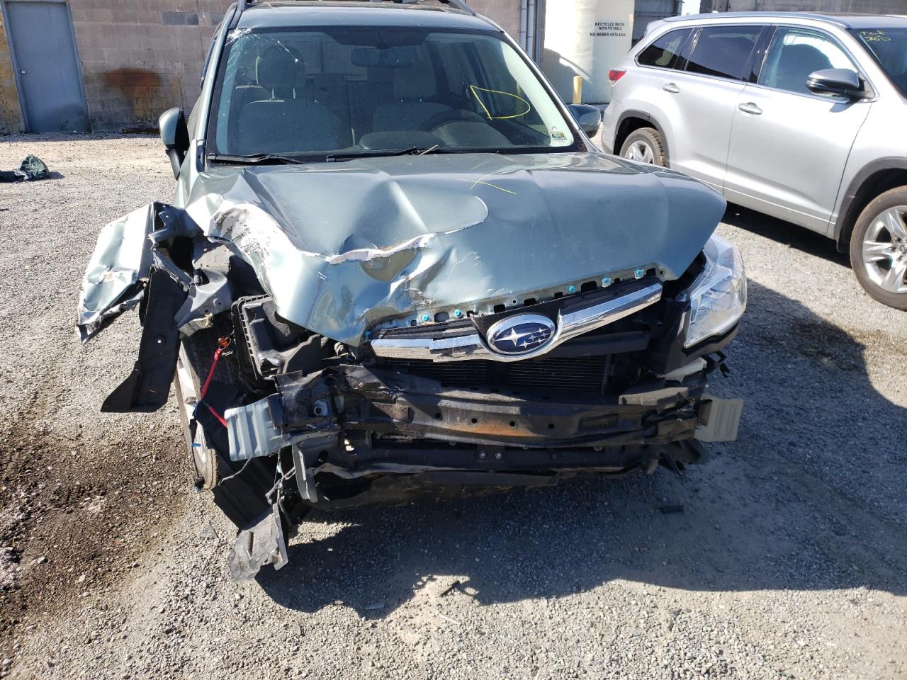 Photo 9 from auction – 2016 SUBARU FORESTER 2 with VIN JF2SJADCXGH449733