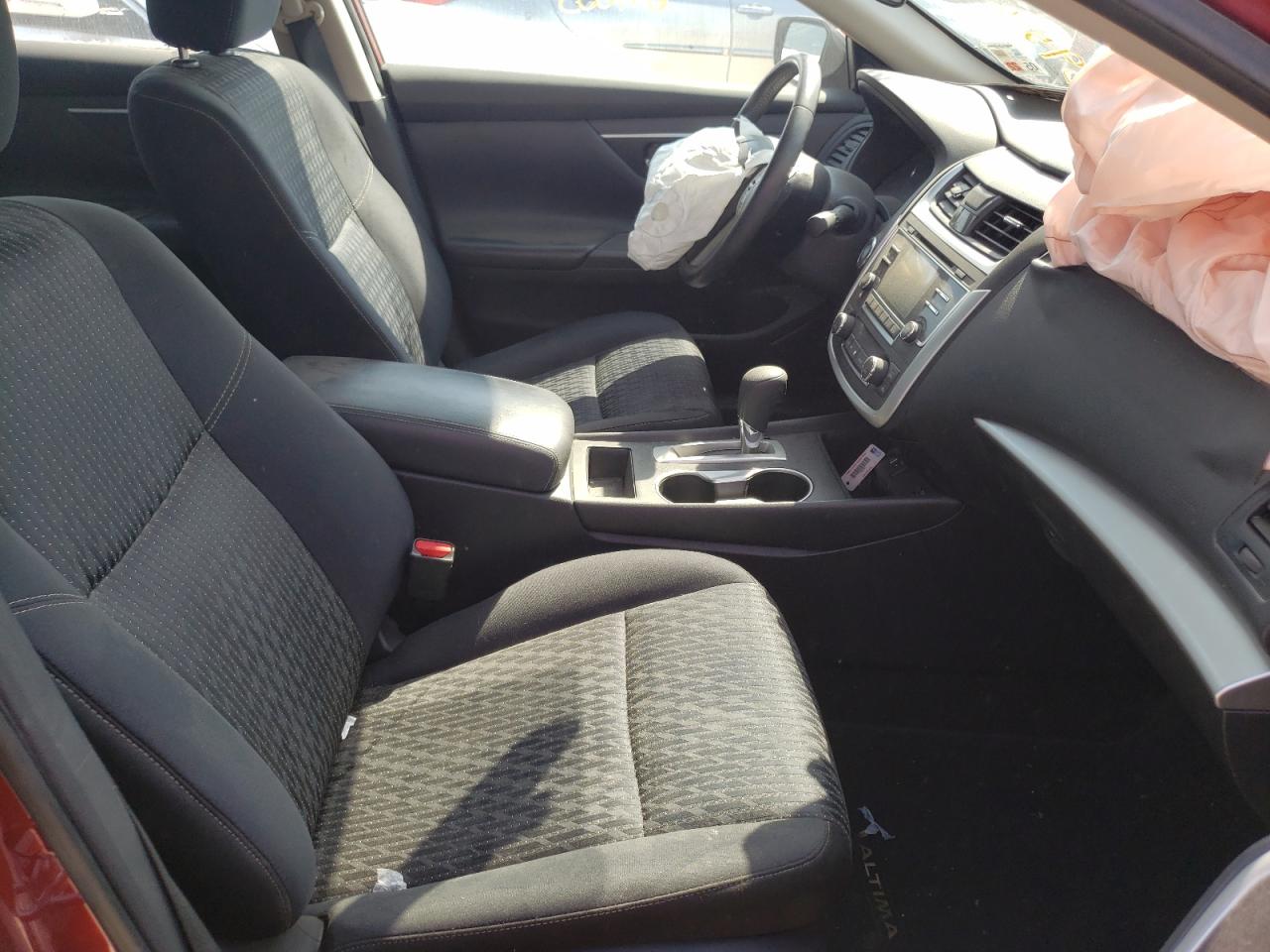 Photo 5 from auction – 2016 NISSAN ALTIMA 2.5 with VIN 1N4AL3AP3GC172904