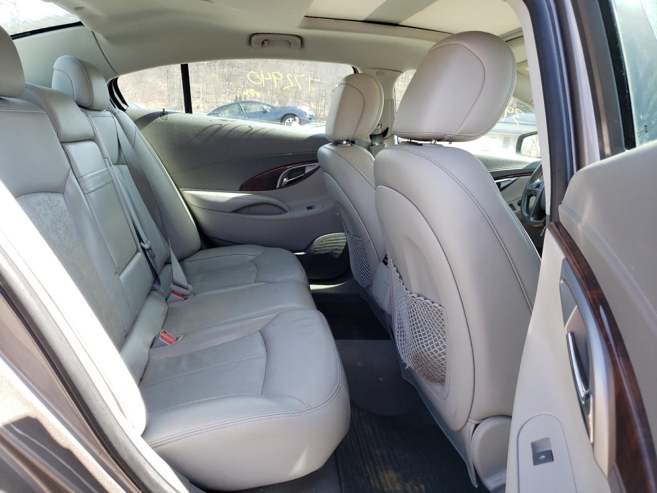 Photo 6 from auction – 2011 BUICK LACROSSE with VIN 1G4GC5ED3BF201370