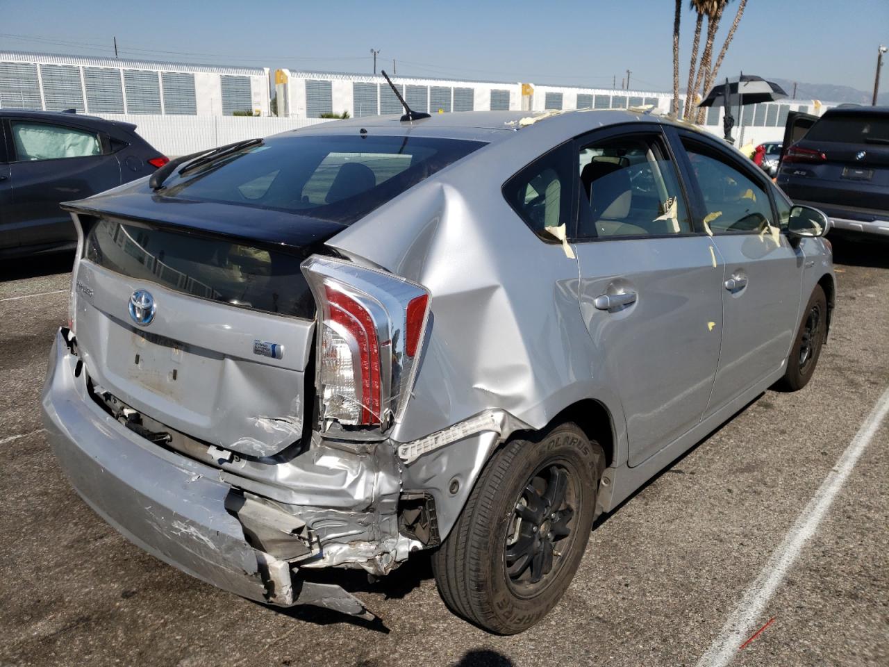 Photo 4 from auction – 2015 TOYOTA PRIUS with VIN JTDKN3DU1F0481488