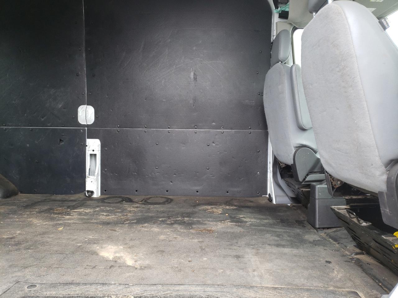 Photo 18 from auction – 2019 FORD TRANSIT T- with VIN 1FTYR2CM9KKB64471