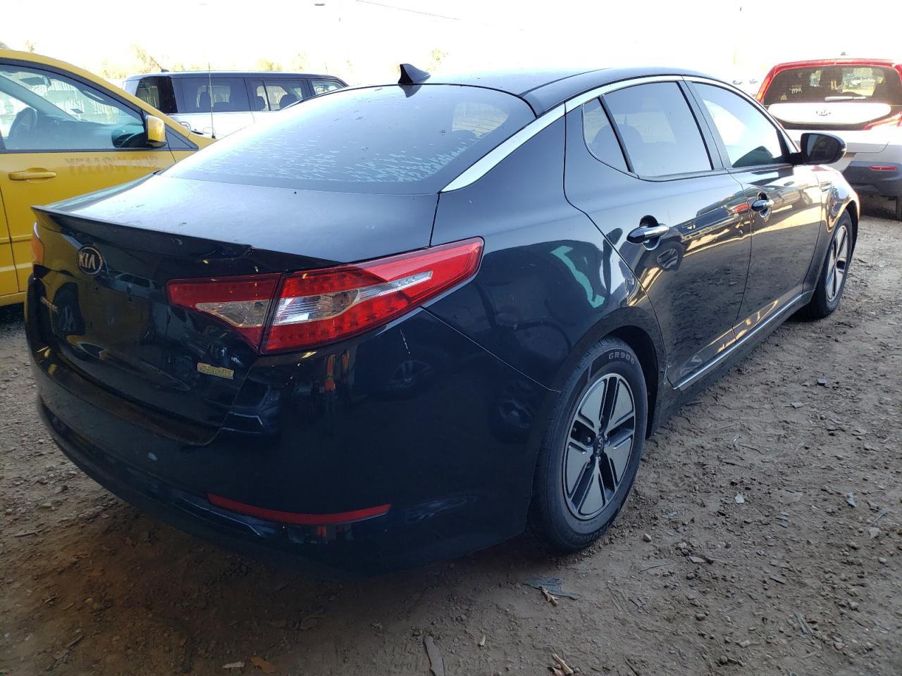Photo 4 from auction – 2012 KIA OPTIMA HYB with VIN KNAGM4AD2C5034473