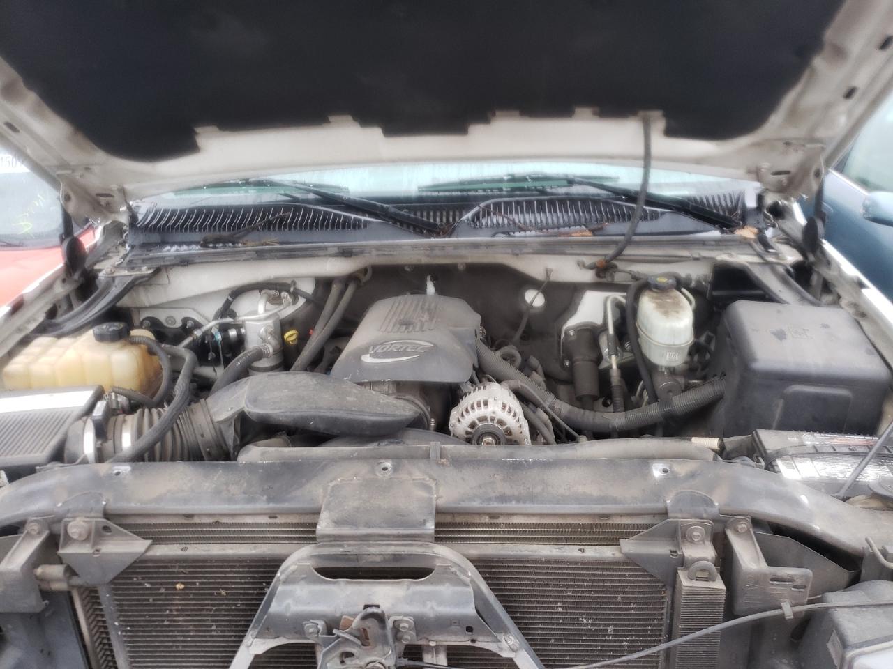 Photo 7 from auction – 2004 CHEVROLET SILVERADO with VIN 1GCHC24U44E285426