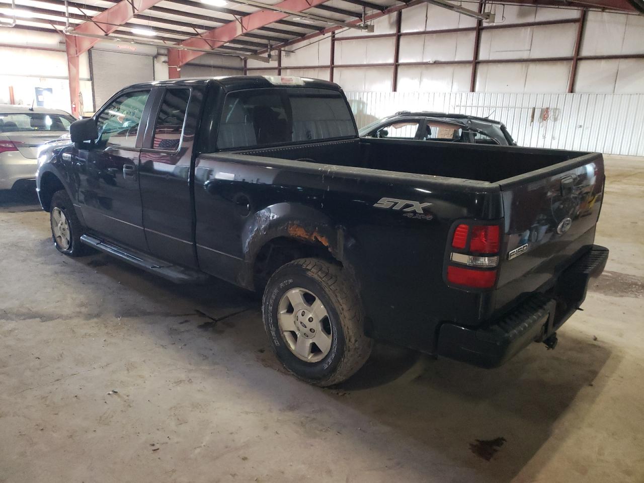 Photo 3 from auction – 2006 FORD F150 with VIN 1FTRX14W86FB60446