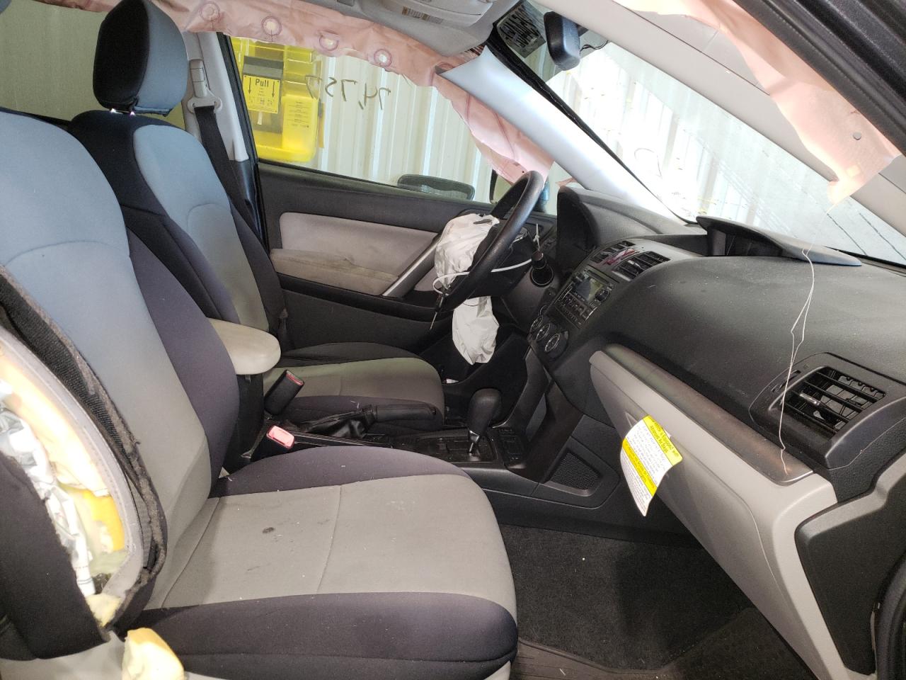 Photo 5 from auction – 2015 SUBARU FORESTER with VIN JF2SJADCXFH582233