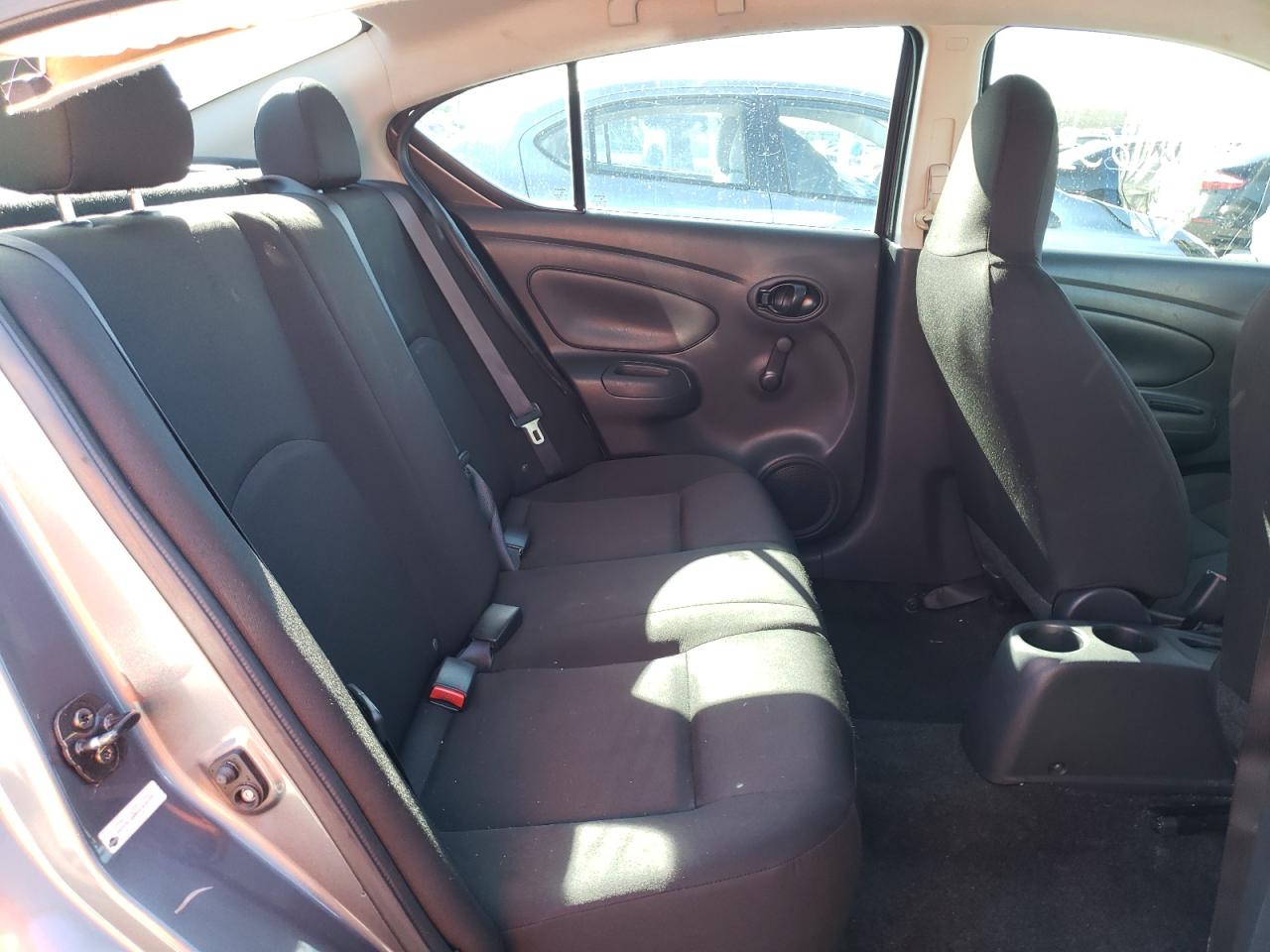 Photo 6 from auction – 2016 NISSAN VERSA S with VIN 3N1CN7AP6GL906771