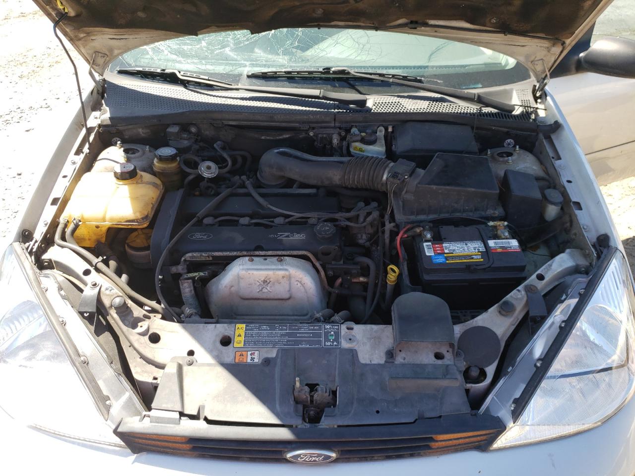 Photo 7 from auction – 2000 FORD FOCUS SE with VIN 1FAHP3434YW358379