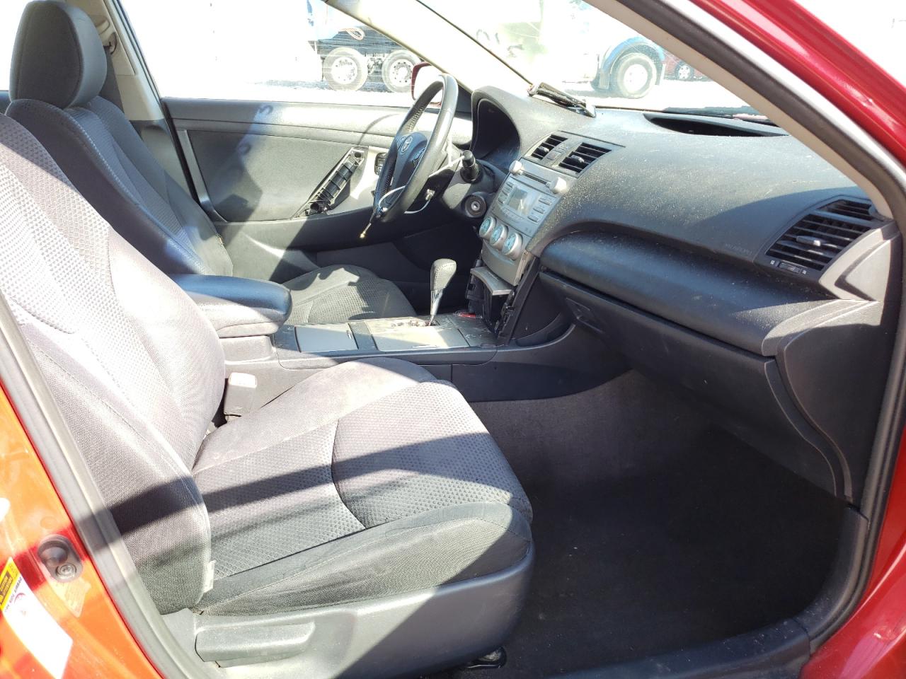 Photo 5 from auction – 2007 TOYOTA CAMRY with VIN 4T1BE46K87U182930