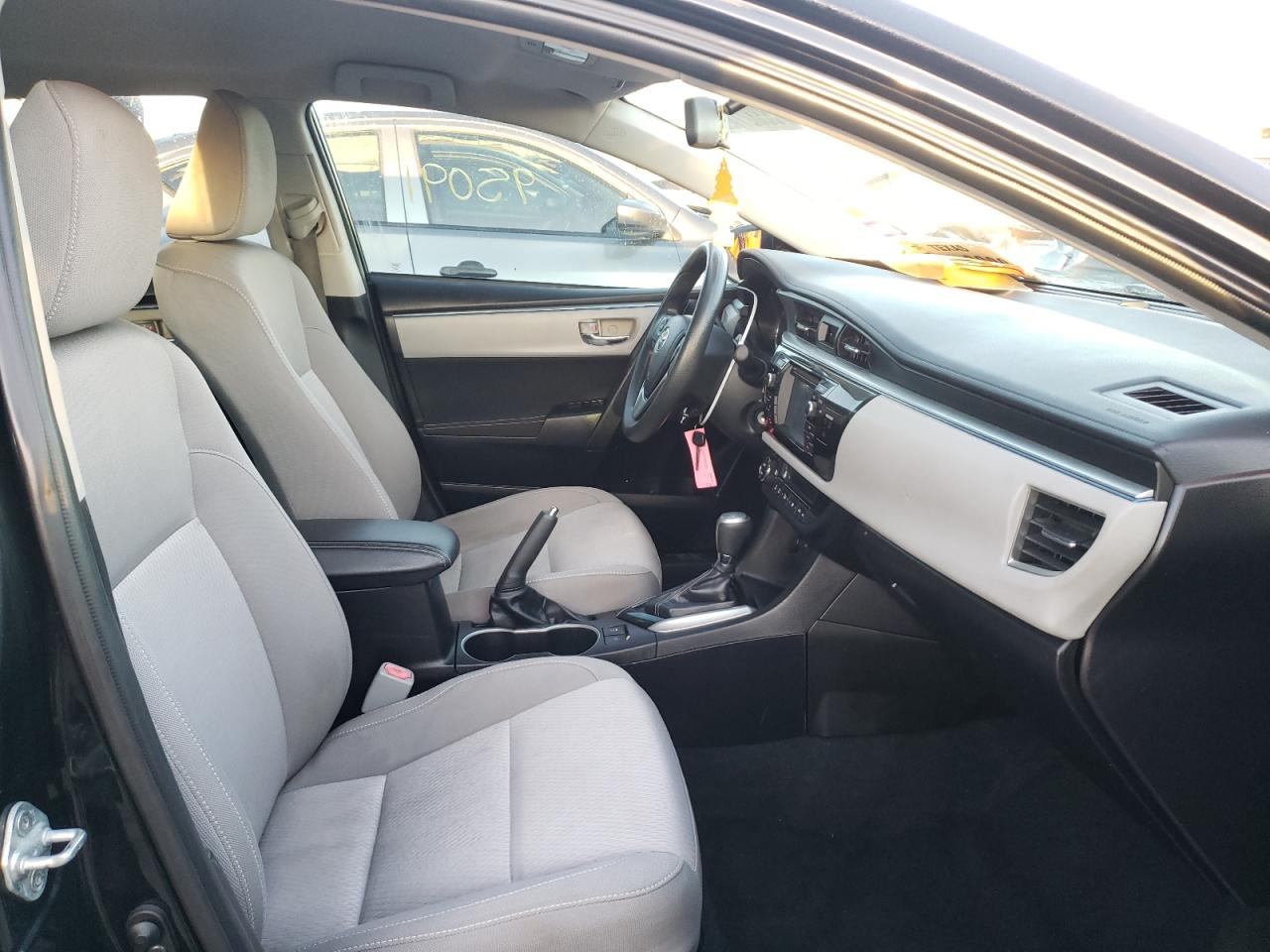 Photo 5 from auction – 2014 TOYOTA COROLLA L with VIN 5YFBURHE1EP043681
