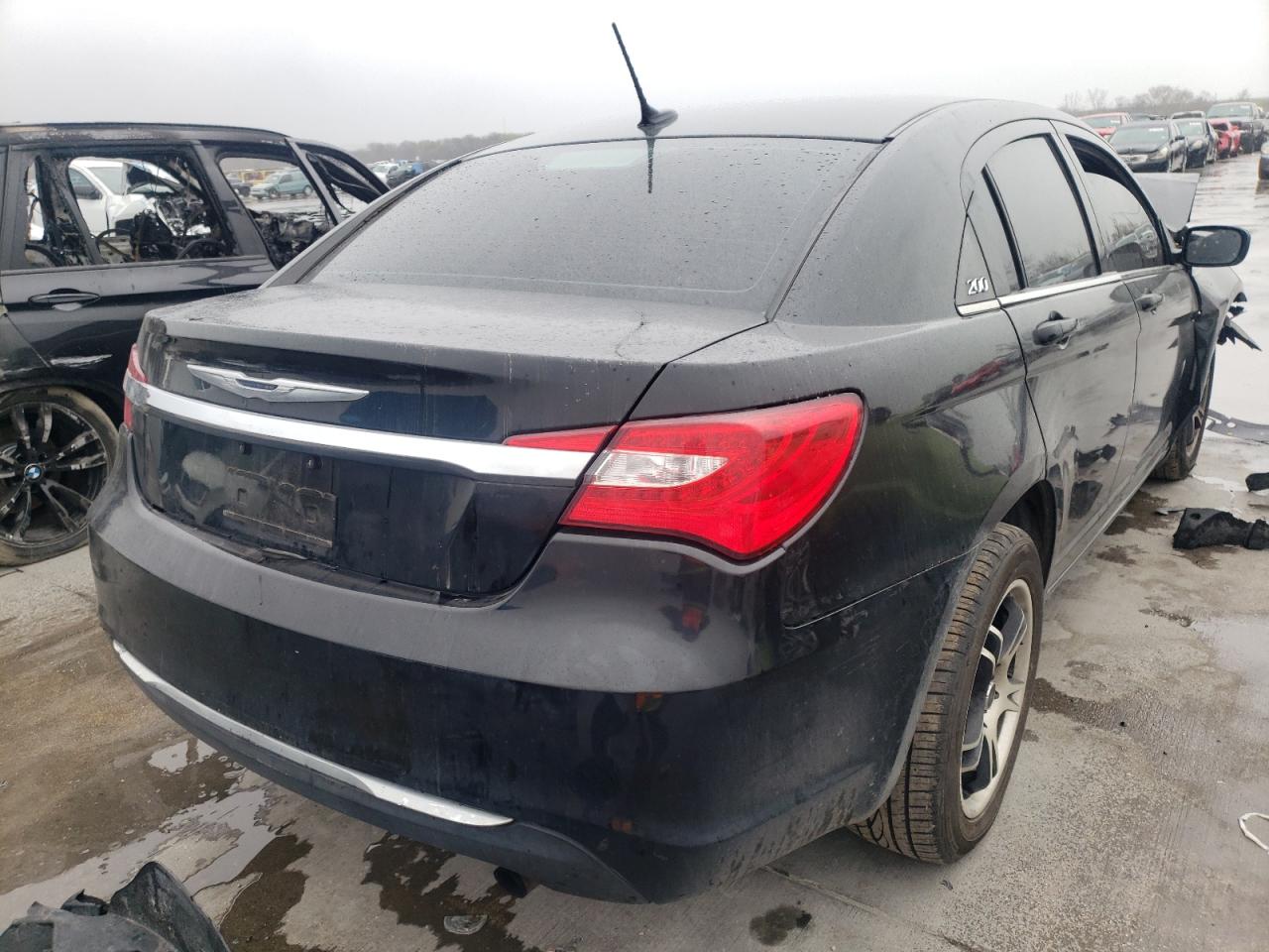 Photo 4 from auction – 2012 CHRYSLER 200 LX with VIN 1C3CCBAB3CN319923