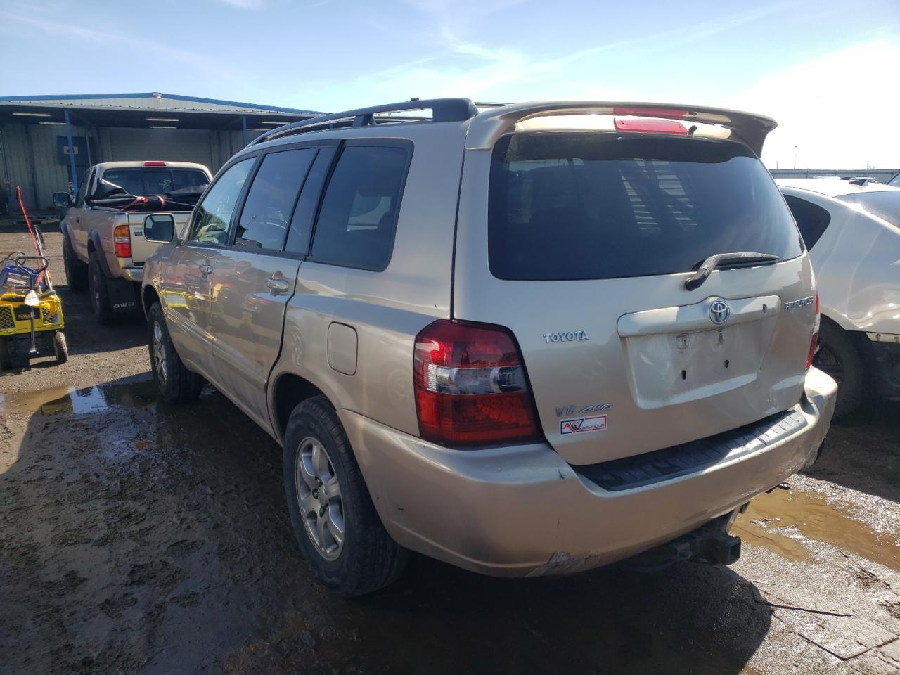 Photo 3 from auction – 2005 TOYOTA HIGHLANDER with VIN JTEEP21A050080584