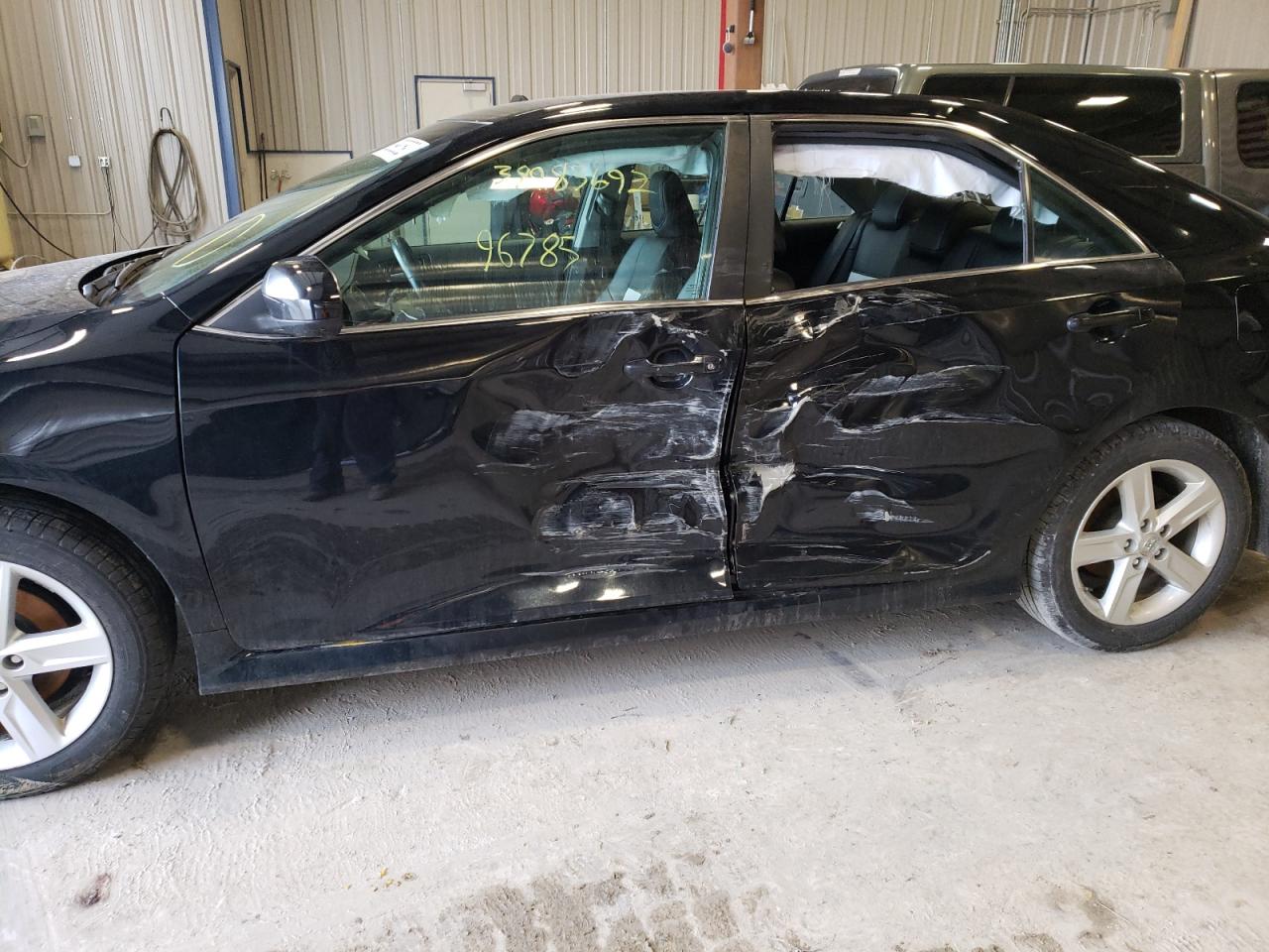 Photo 9 from auction – 2014 TOYOTA CAMRY L with VIN 4T1BF1FK7EU833098