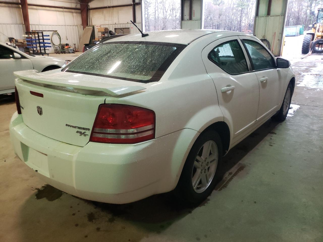 Photo 4 from auction – 2010 DODGE AVENGER R/ with VIN 1B3CC5FB0AN143630