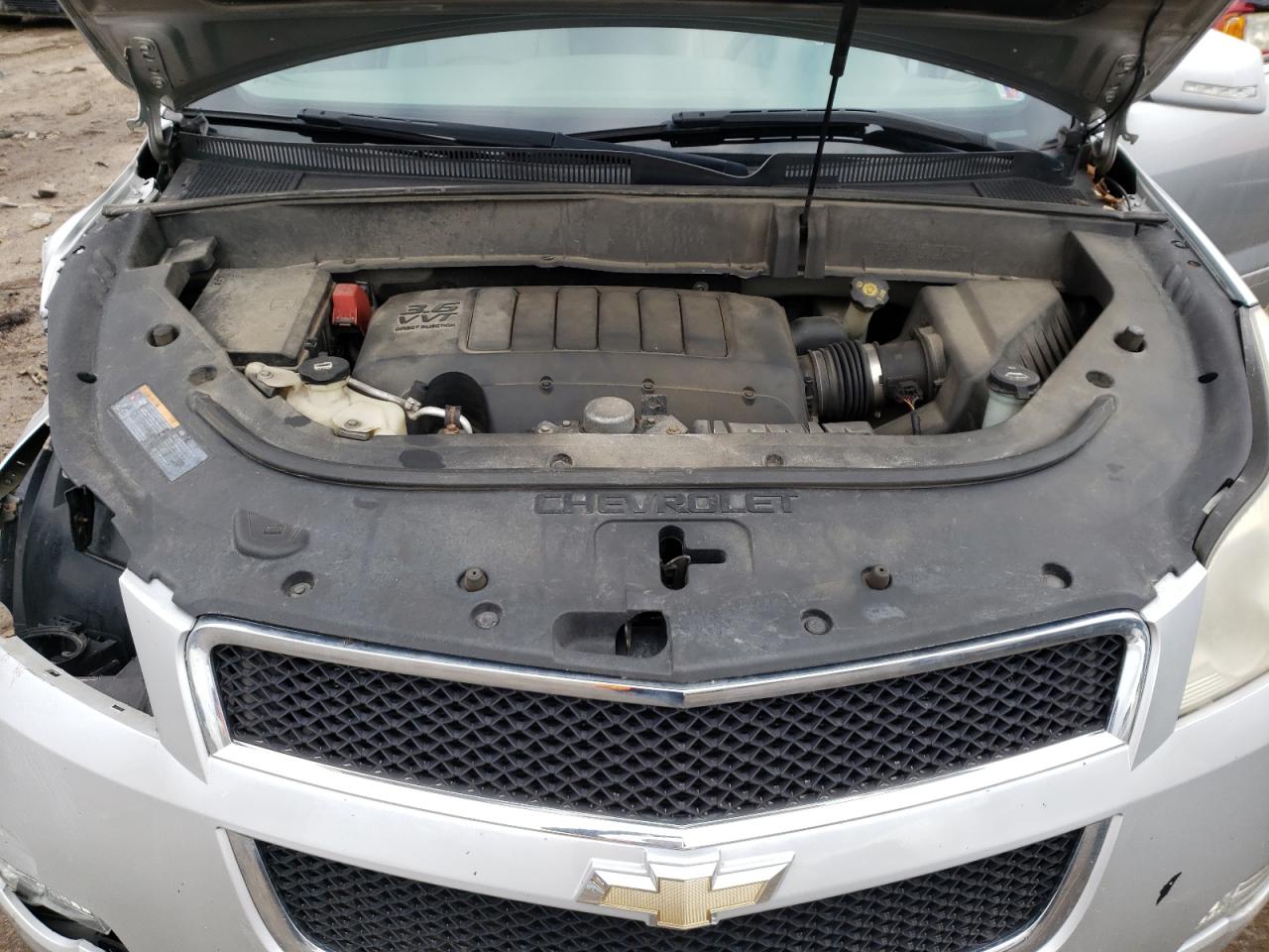 Photo 7 from auction – 2011 CHEVROLET TRAVERSE L with VIN 1GNKRJED1BJ212328