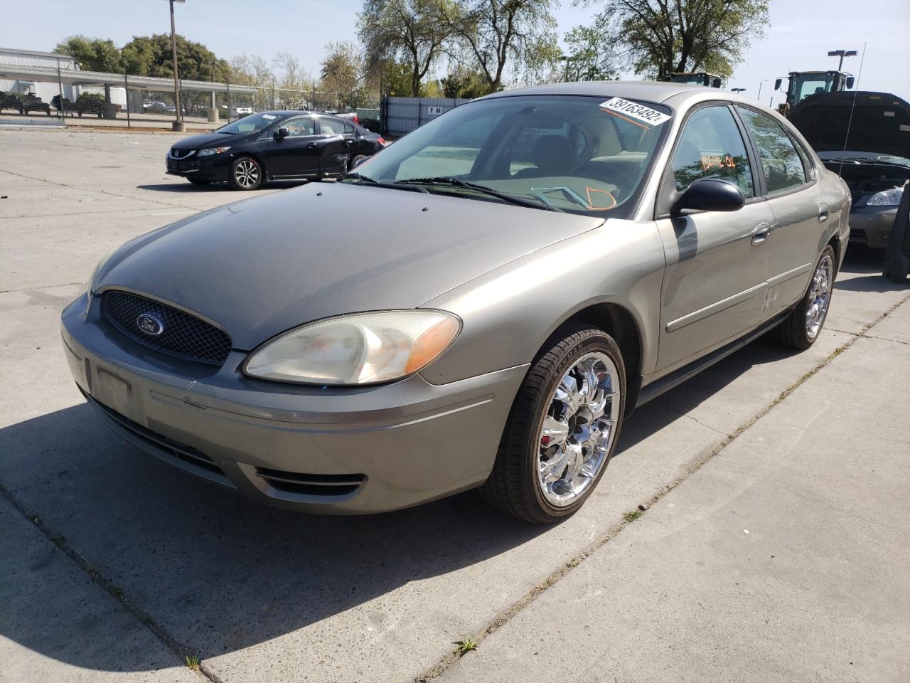 Photo 2 from auction – 2004 FORD TAURUS SE with VIN 1FAFP53294G175947