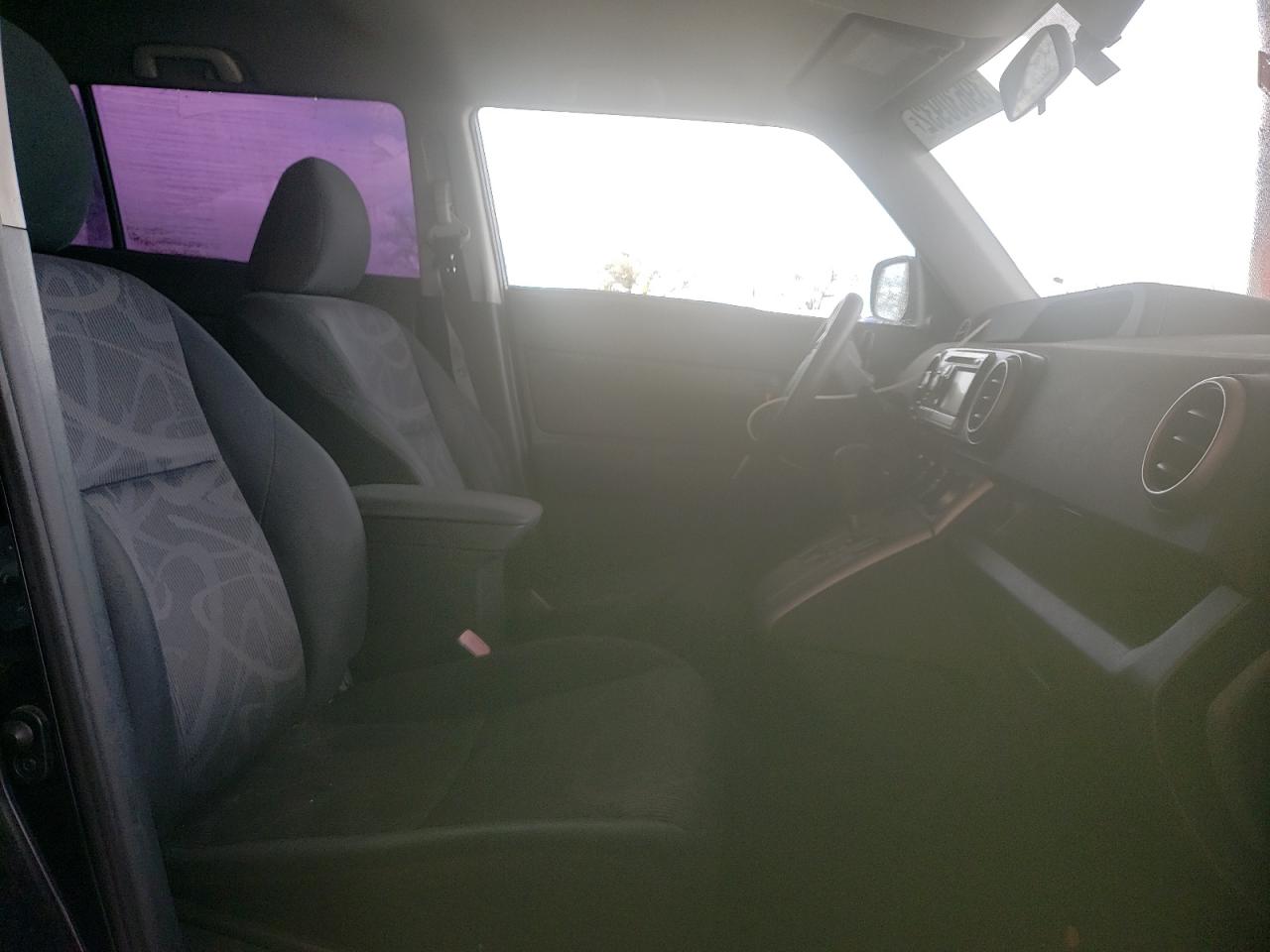 Photo 5 from auction – 2011 TOYOTA SCION XB with VIN JTLZE4FE9B1135837