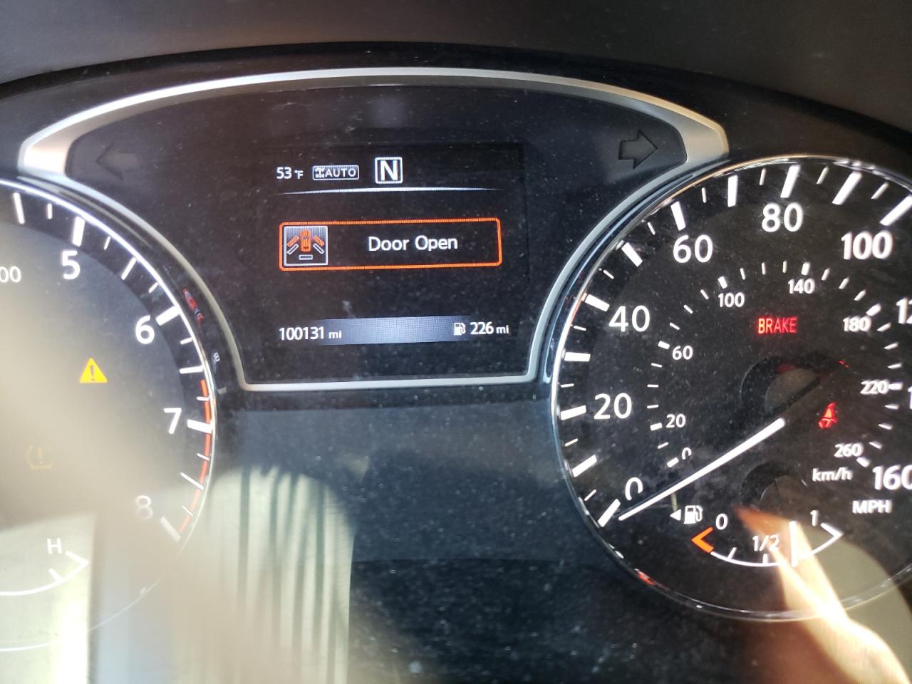 Photo 8 from auction – 2017 NISSAN PATHFINDER with VIN 5N1DR2MM4HC636703