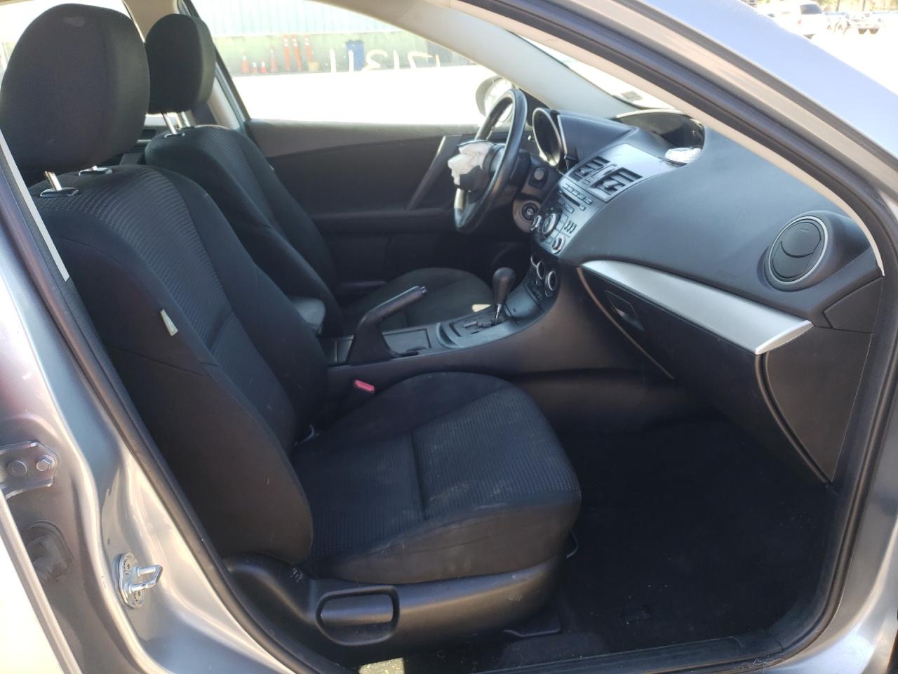 Photo 5 from auction – 2013 MAZDA 3 I with VIN JM1BL1TF1D1728500