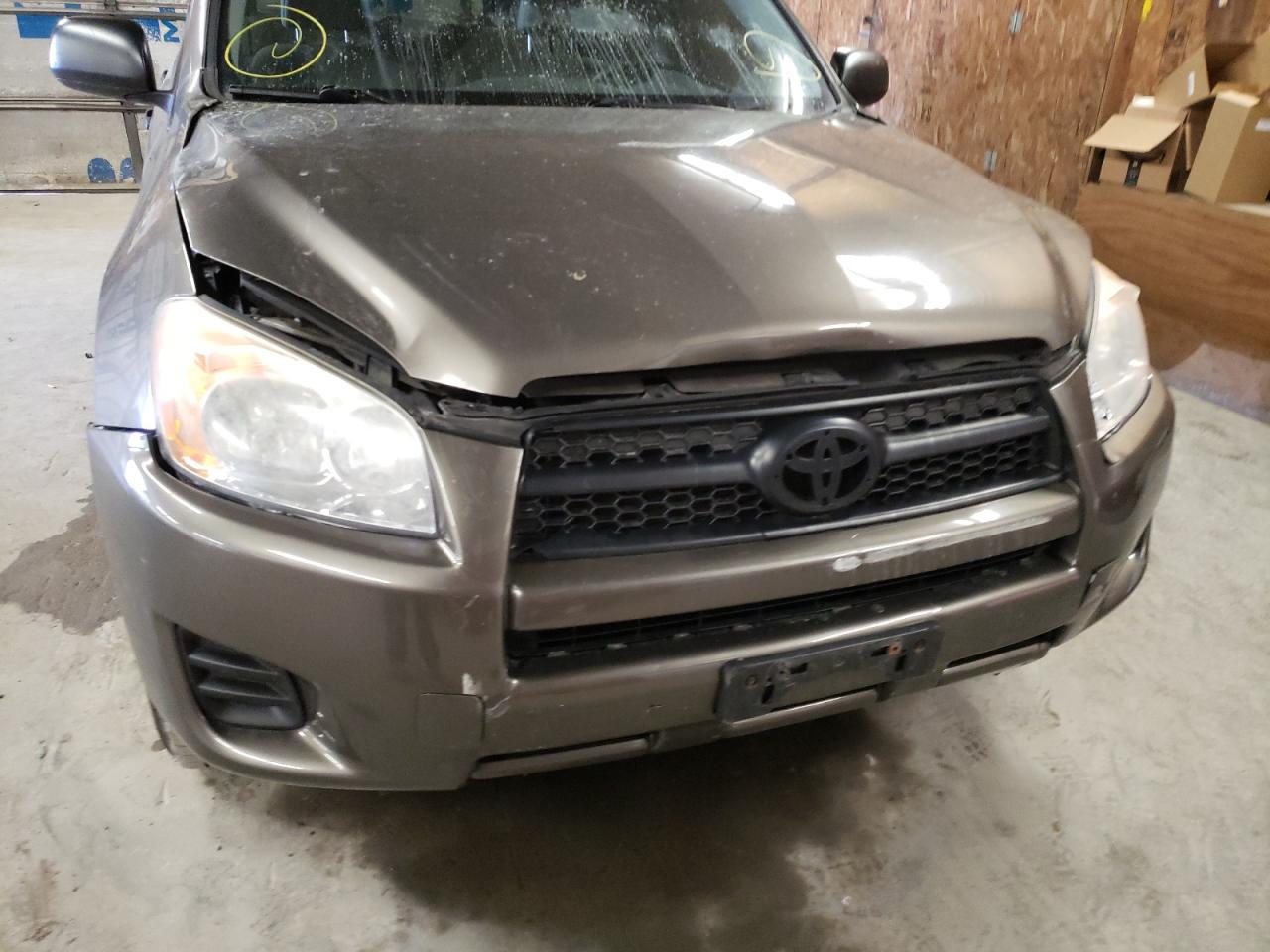 Photo 9 from auction – 2011 TOYOTA RAV4 with VIN 2T3BF4DV5BW169269