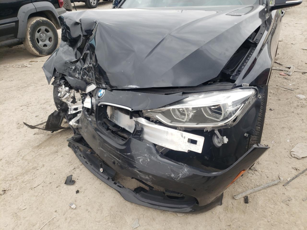 صورة رقم 10 من المزاد - 2016 BMW 328 XI SUL مع VIN WBA8E3G54GNU00788