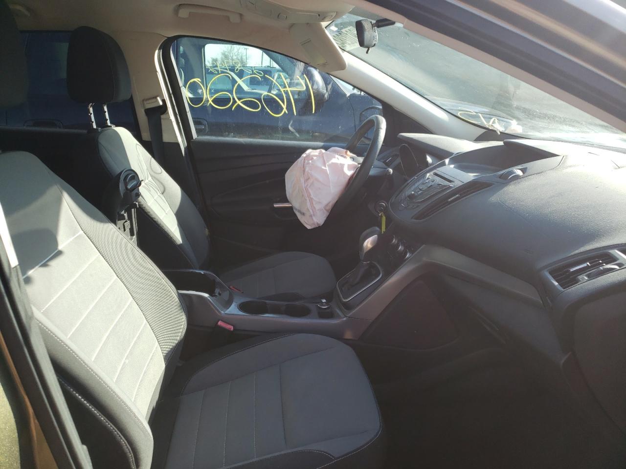 Photo 5 from auction – 2013 FORD ESCAPE SE with VIN 1FMCU9G9XDUC38197
