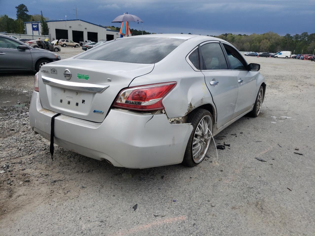 Photo 4 from auction – 2013 NISSAN ALTIMA 2.5 with VIN 1N4AL3AP0DC145381