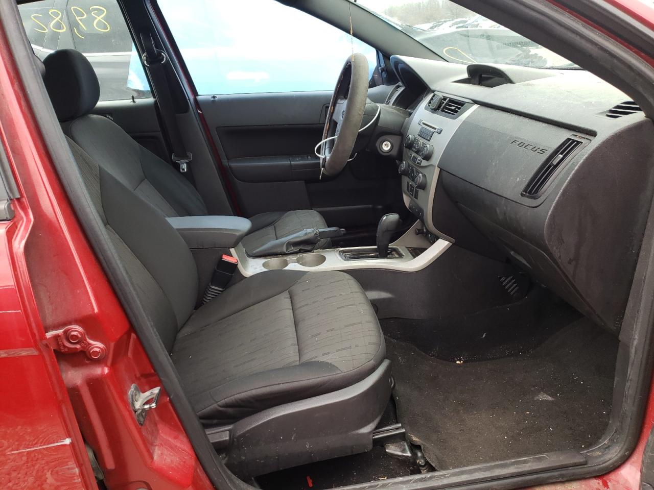 Фото 5 с аукциона – 2010 FORD FOCUS с VIN 1FAHP3FNXAW217871