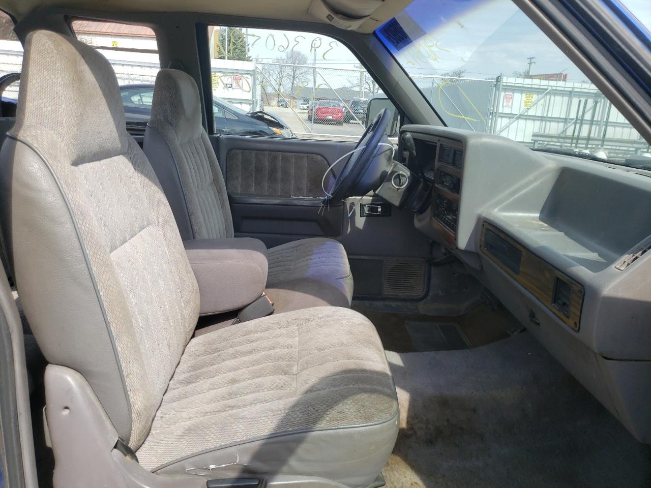 Photo 5 from auction – 1996 DODGE DAKOTA with VIN 1B7GL23YXTS508407