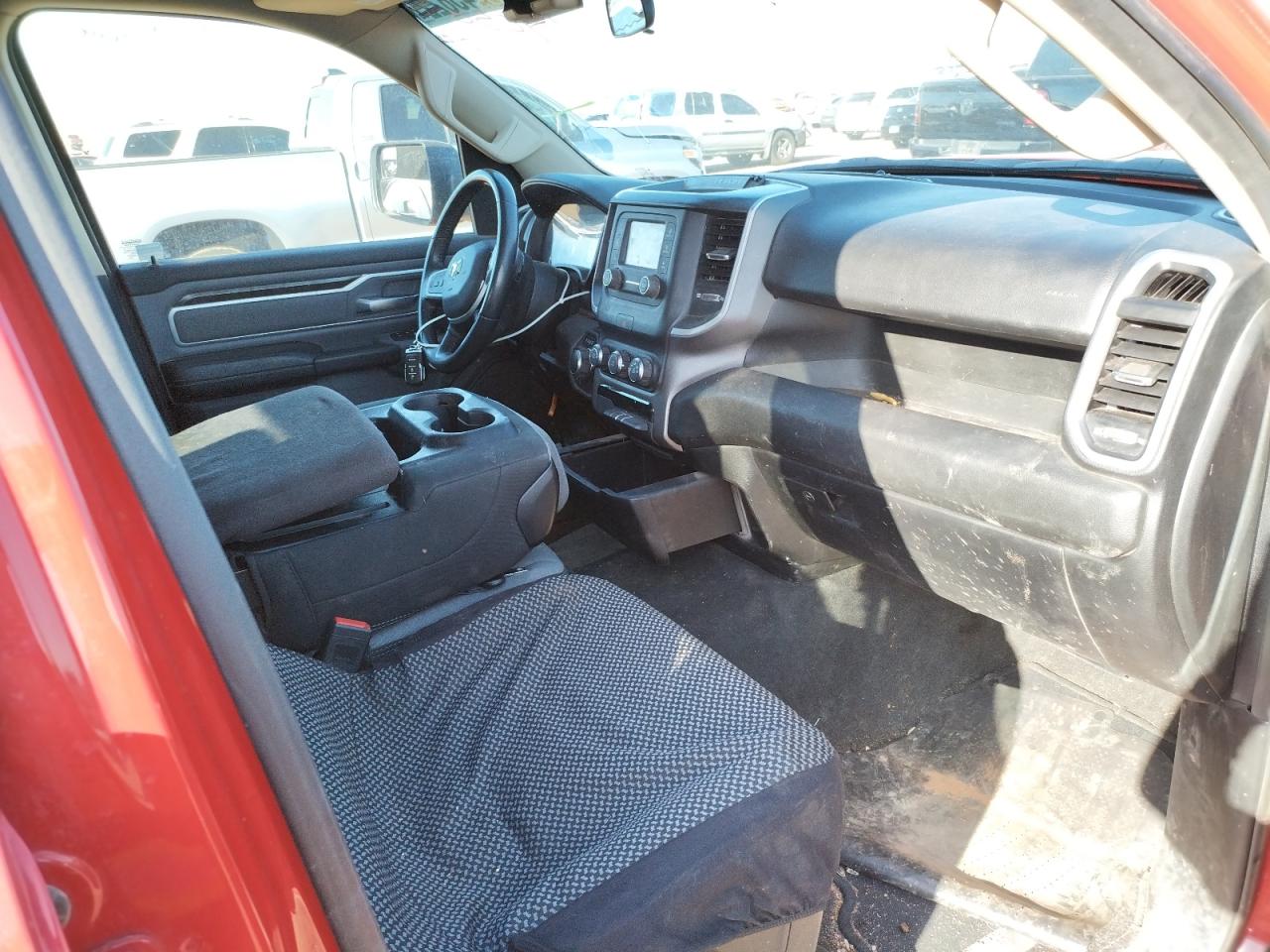 Photo 5 from auction – 2020 RAM 1500 BIG H with VIN 1C6RRFBGXLN342760