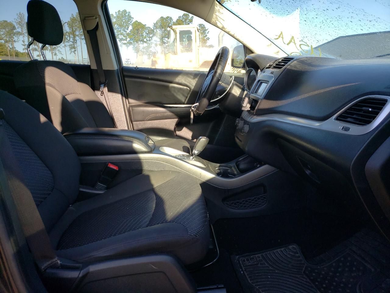 Photo 5 from auction – 2016 DODGE JOURNEY SX with VIN 3C4PDCBGXGT136972