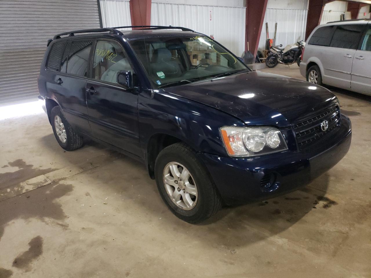 TOYOTA HIGHLANDER 2001 with VIN JTEHF21AX10012495 - Photo from auction