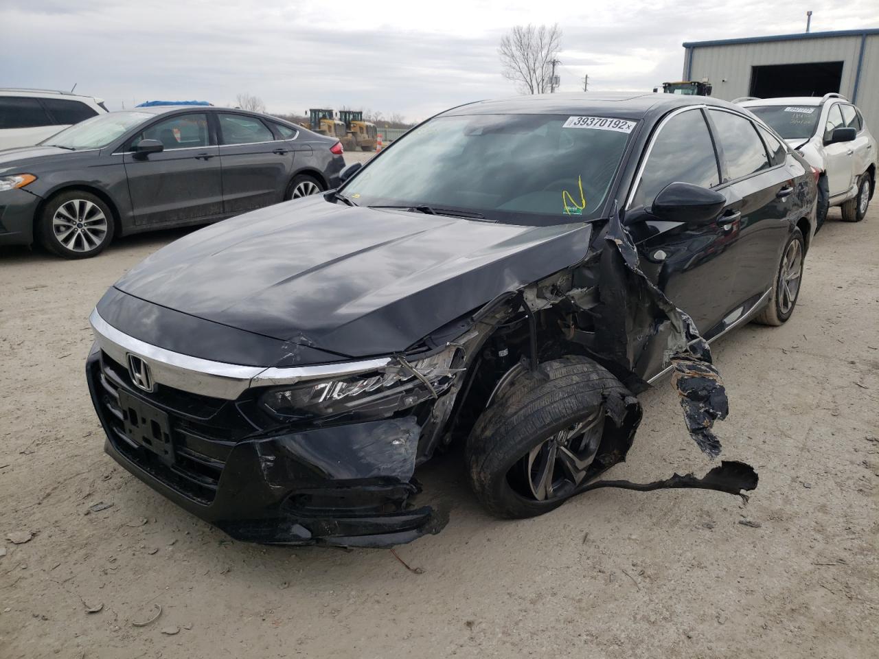 Photo 2 from auction – 2018 HONDA ACCORD EX with VIN 1HGCV1F41JA032242