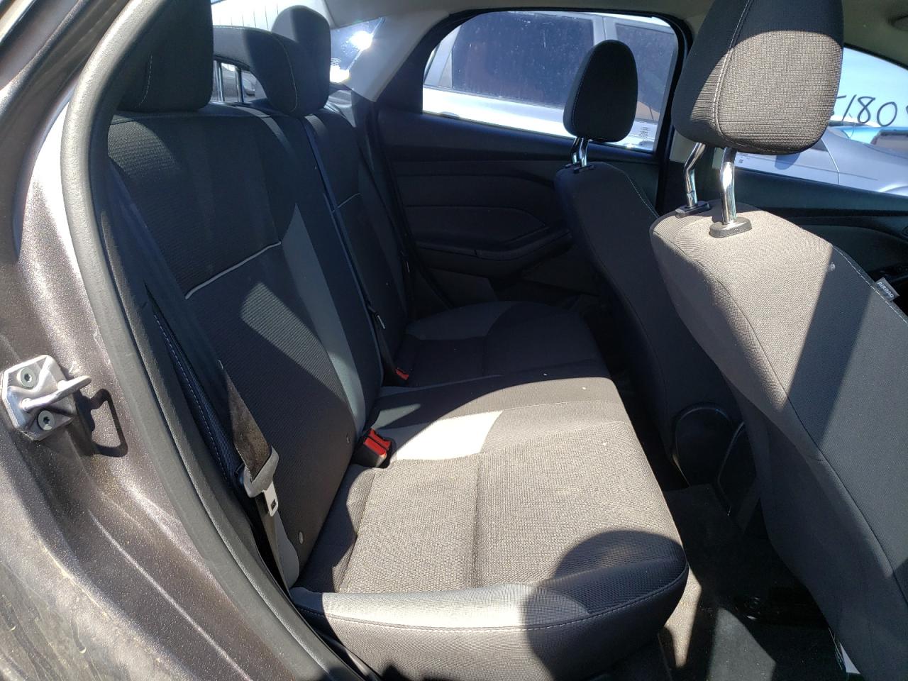 Photo 6 from auction – 2013 FORD FOCUS S with VIN 1FADP3E29DL177293