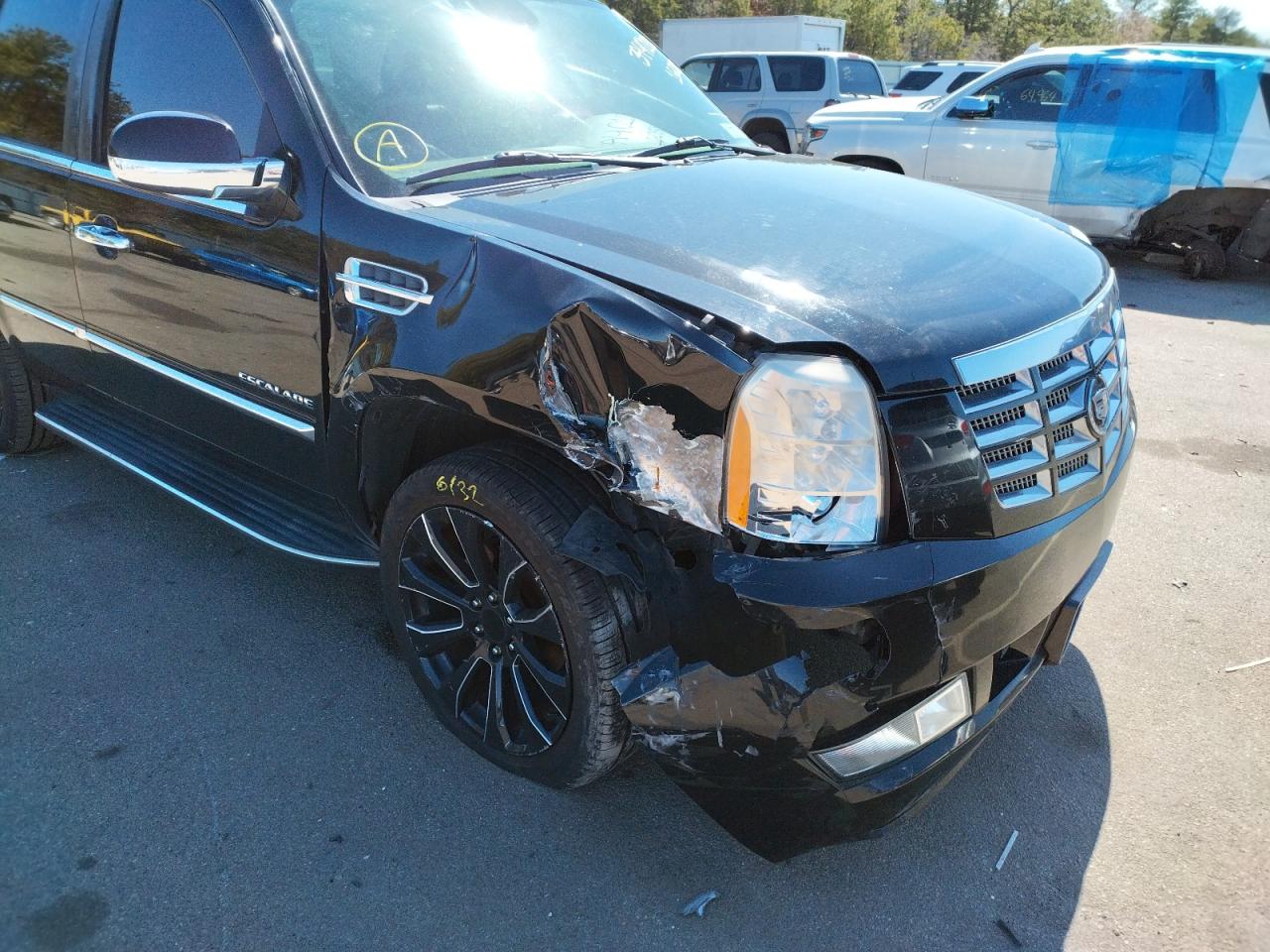 Photo 9 from auction – 2010 CADILLAC ESCALADE L with VIN 1GYUKBEF3AR160885