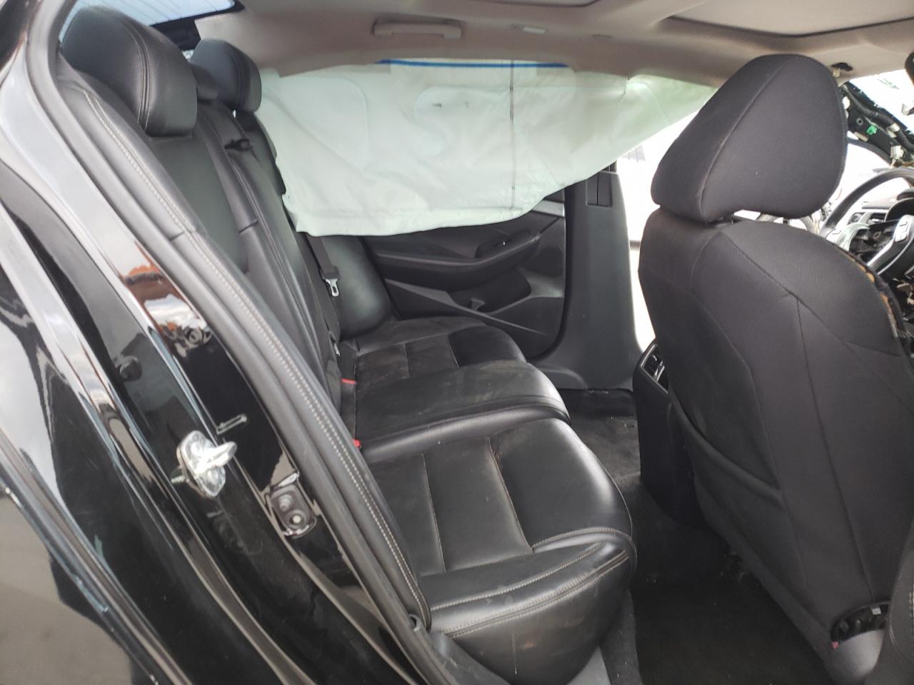 Photo 6 from auction – 2017 NISSAN MAXIMA 3.5 with VIN 1N4AA6AP7HC422279