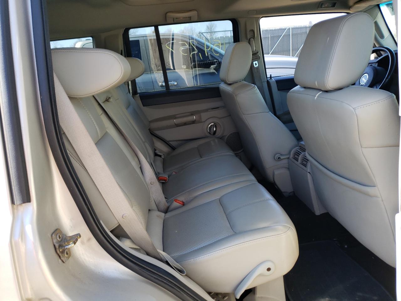 Photo 6 from auction – 2007 JEEP COMMANDER with VIN 1J8HG58N17C529714